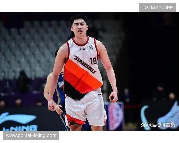 蒋浩然6中6得13分江苏内线 高效表现难挽败局 蒋浩然6中6得13分江苏内线 高效表现难挽败局